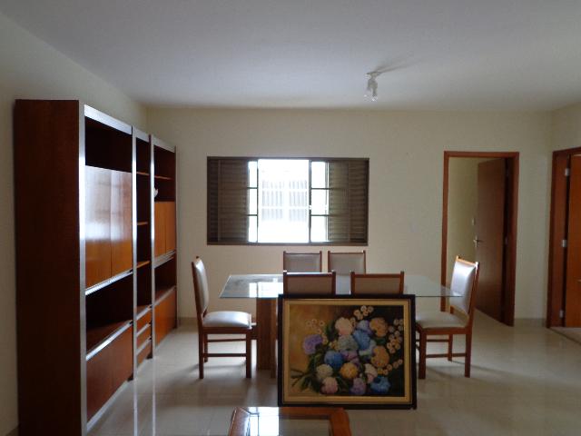 Alugar Apartamento / Padrão em Uberlândia R$ 2.000,00 - Foto 4