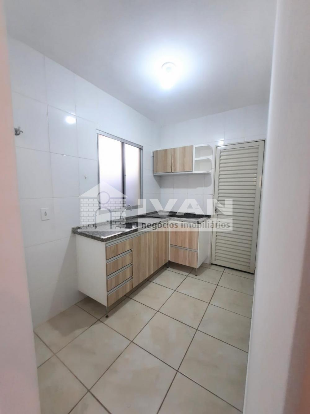 Comprar Casa / Condomínio em Uberlândia R$ 180.000,00 - Foto 14