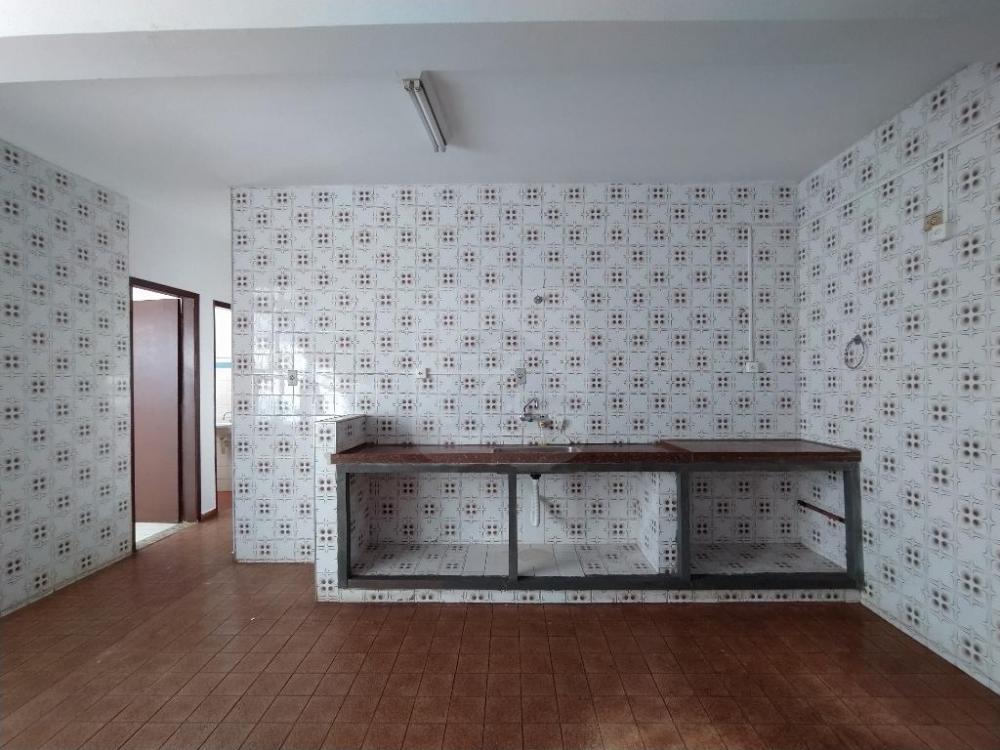 Alugar Casa / Padrão em Uberlândia R$ 2.900,00 - Foto 11