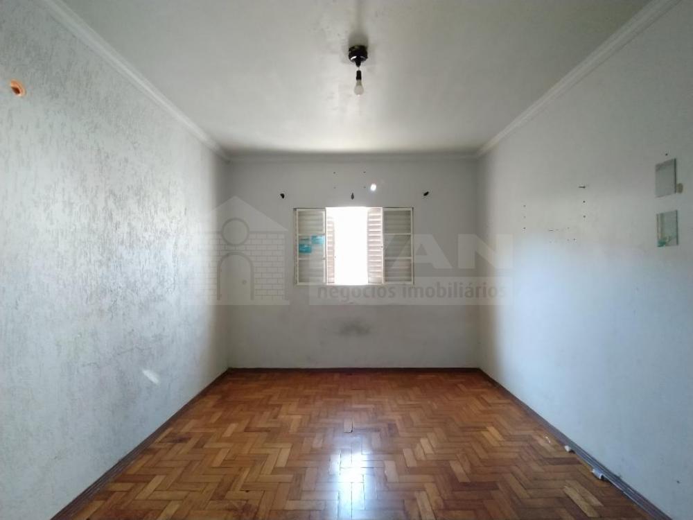 Alugar Casa / Padrão em Uberlândia R$ 1.300,00 - Foto 16