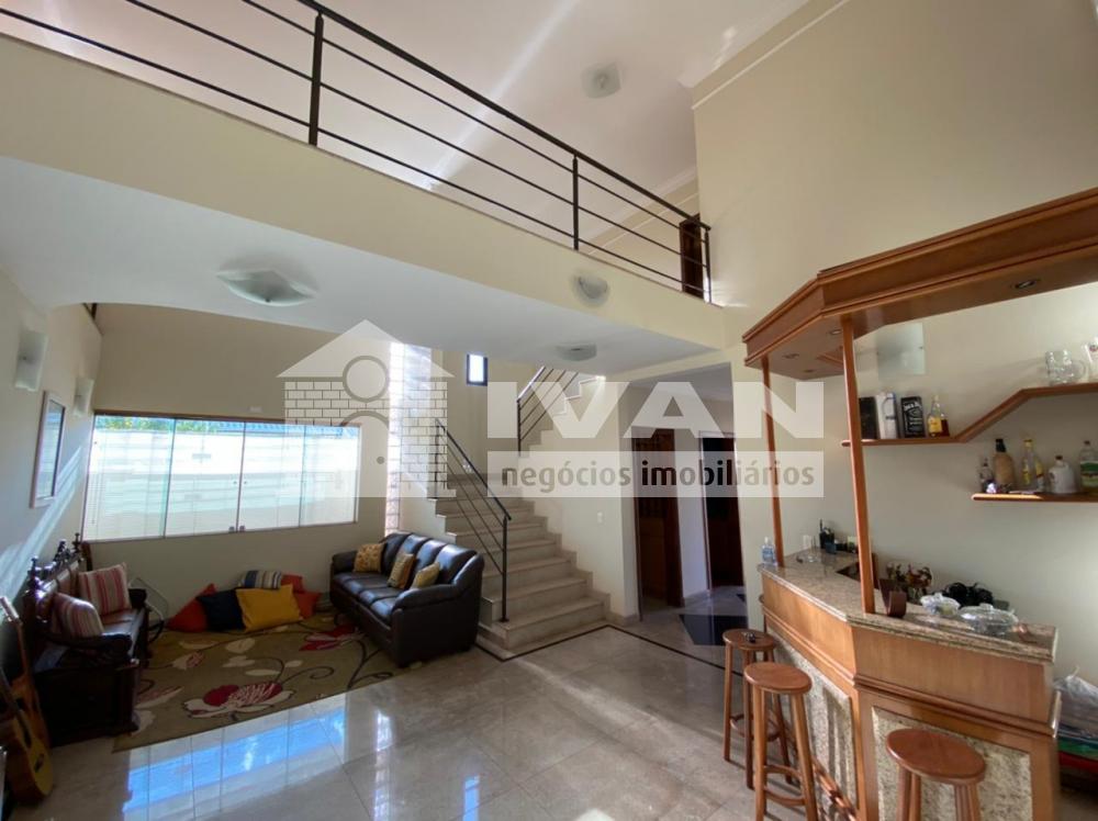 Comprar Casa / Padrão em Uberlândia R$ 1.680.000,00 - Foto 8