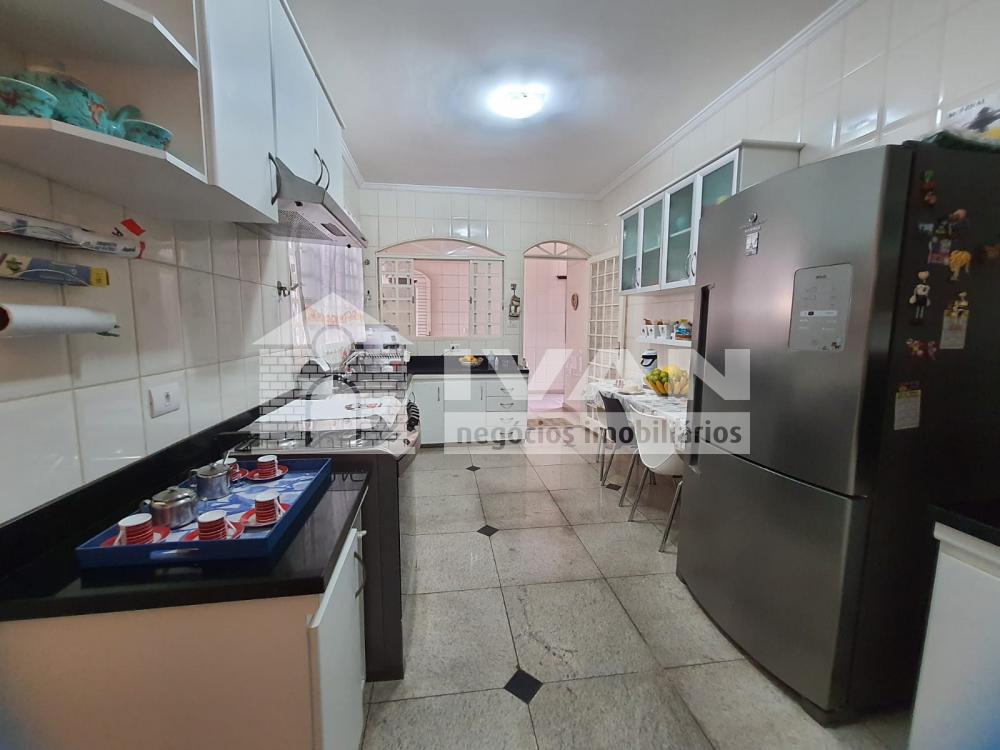 Comprar Casa / Padrão em Uberlândia R$ 1.150.000,00 - Foto 29