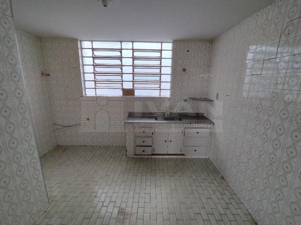 Alugar Apartamento / Padrão em Uberlândia R$ 1.000,00 - Foto 8