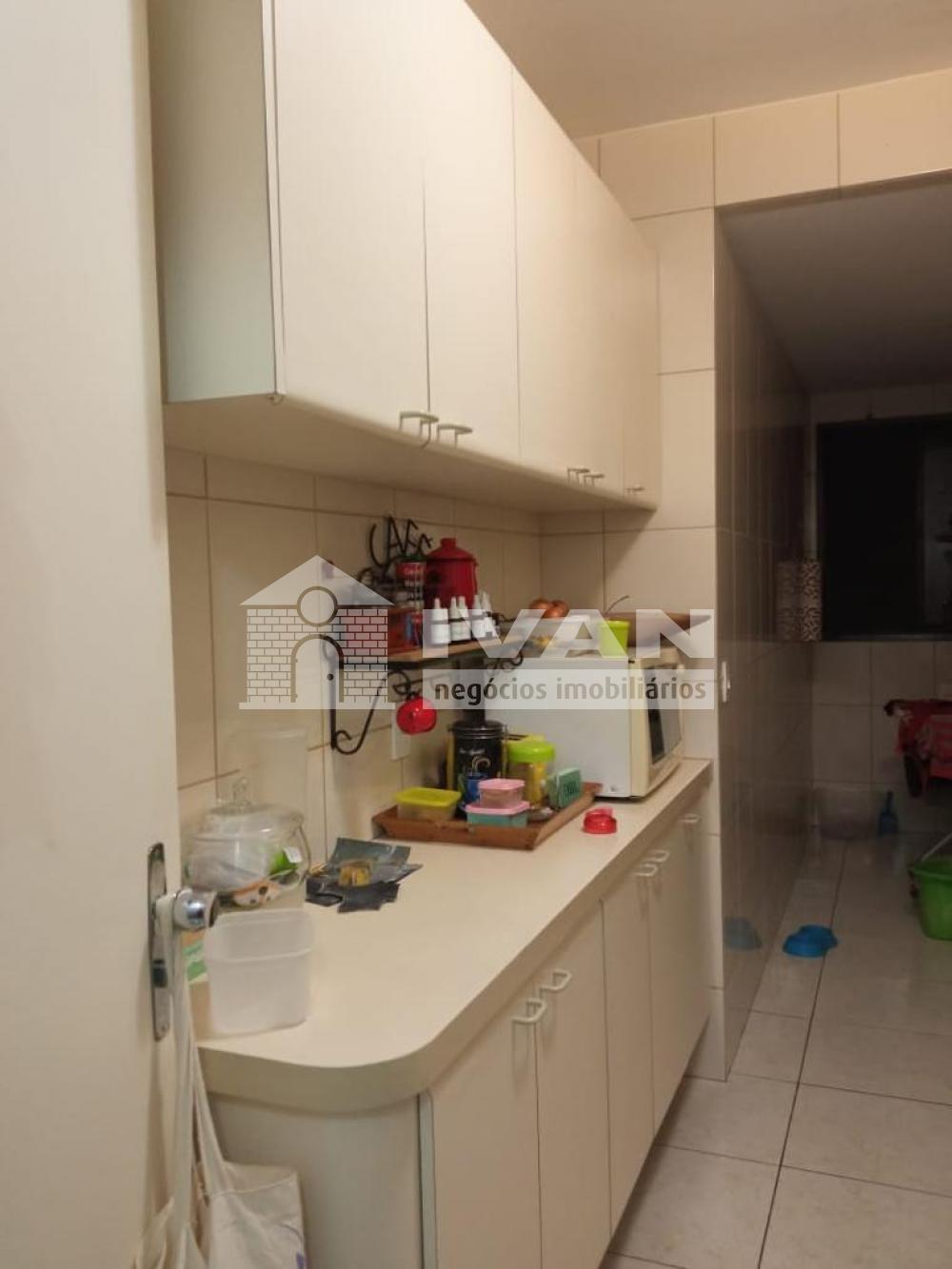 Comprar Apartamento / Padrão em Uberlândia R$ 350.000,00 - Foto 13