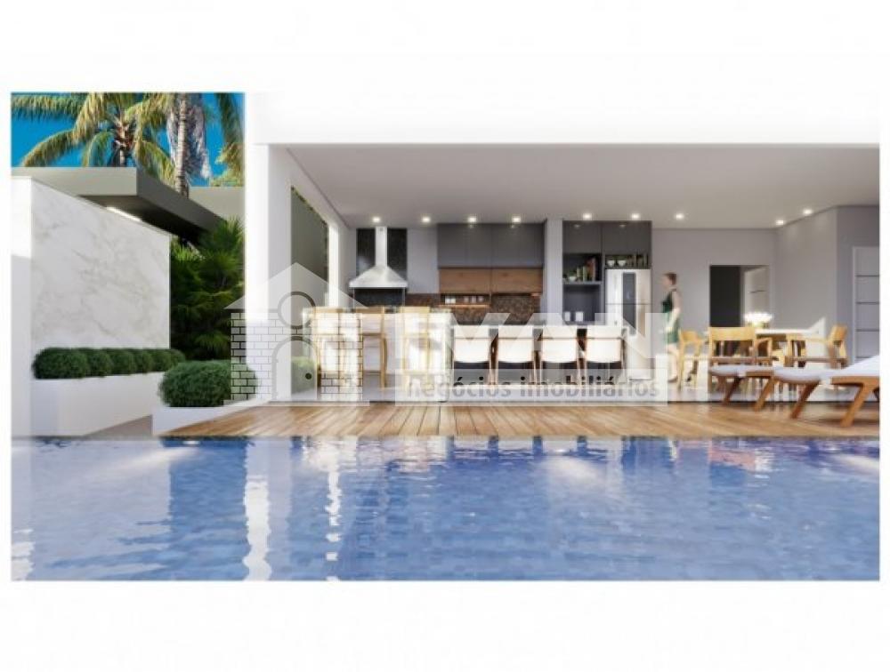 Comprar Apartamento / Padrão em Uberlândia R$ 770.000,00 - Foto 3