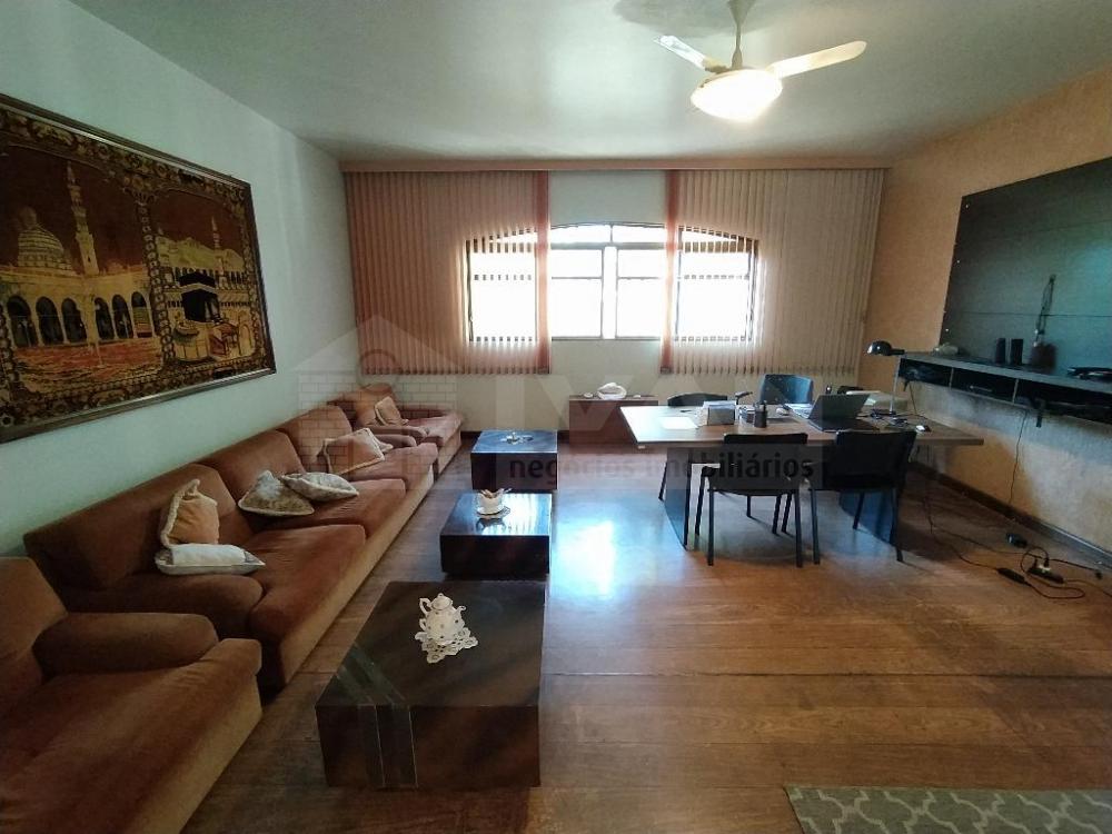 Alugar Casa / Padrão em Uberlândia R$ 6.000,00 - Foto 11