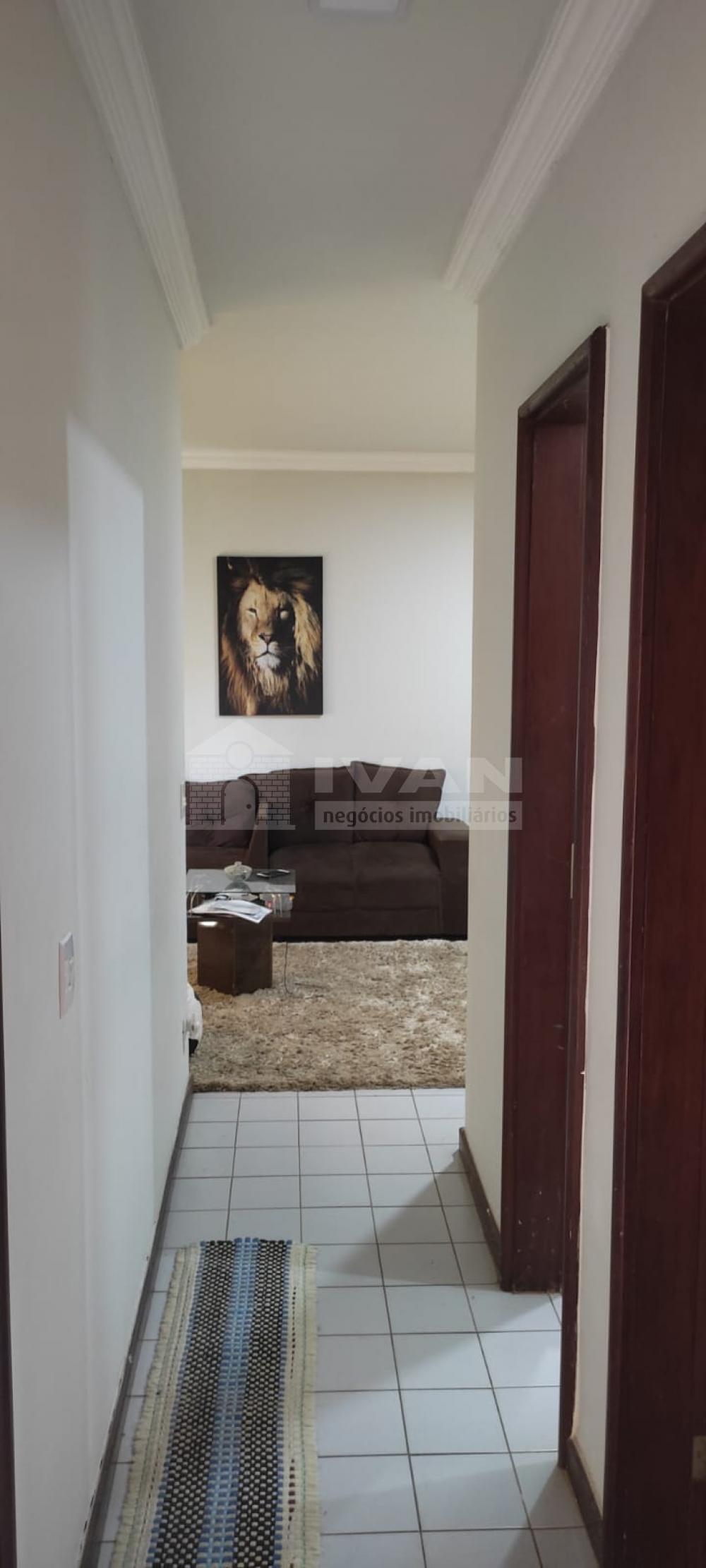 Comprar Apartamento / Padrão em Uberlandia R$ 240.000,00 - Foto 6