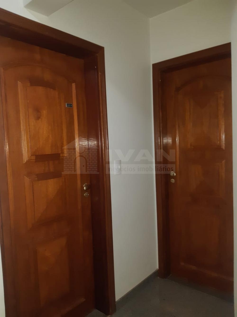 Comprar Apartamento / Padrão em Uberlândia R$ 790.000,00 - Foto 2