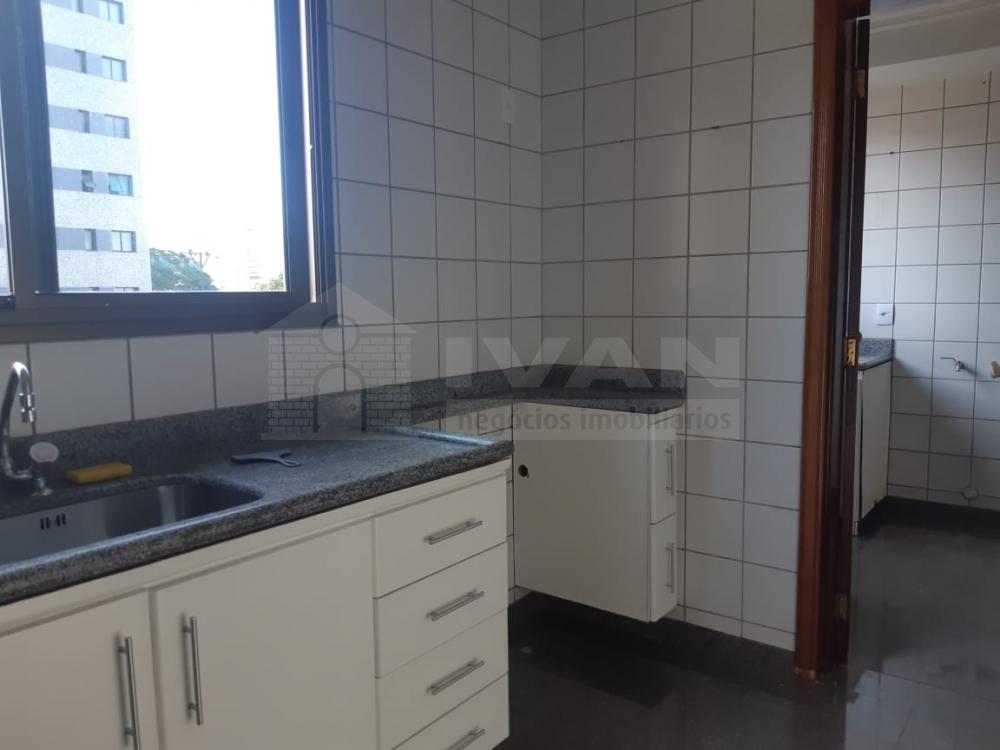 Comprar Apartamento / Padrão em Uberlândia R$ 790.000,00 - Foto 13