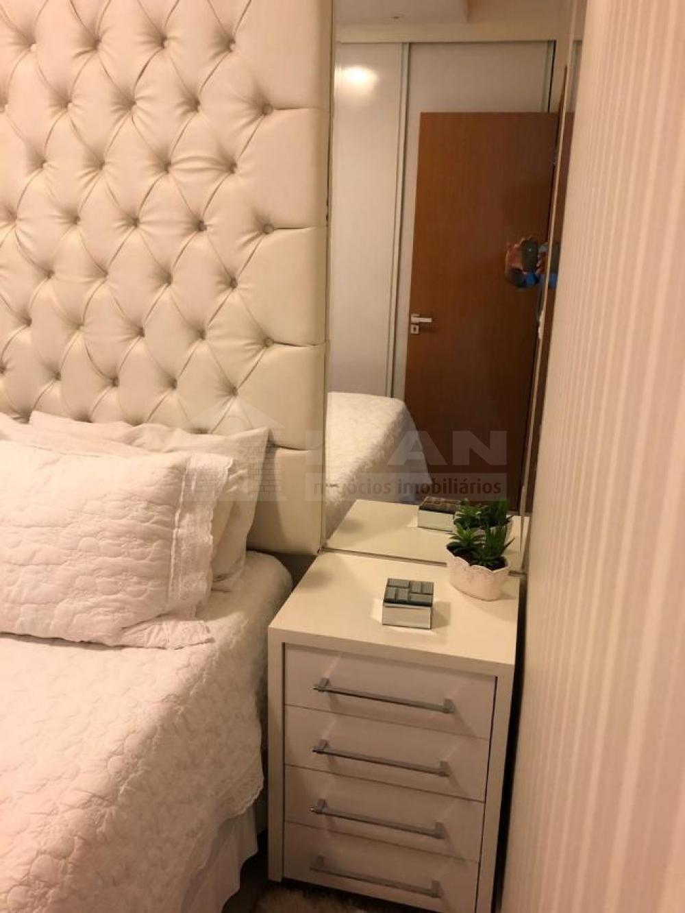 Alugar Apartamento / Padrão em Uberlandia R$ 3.600,00 - Foto 16