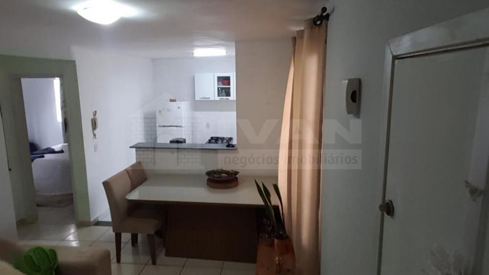Comprar Apartamento / Padrão em Uberlândia R$ 110.000,00 - Foto 14