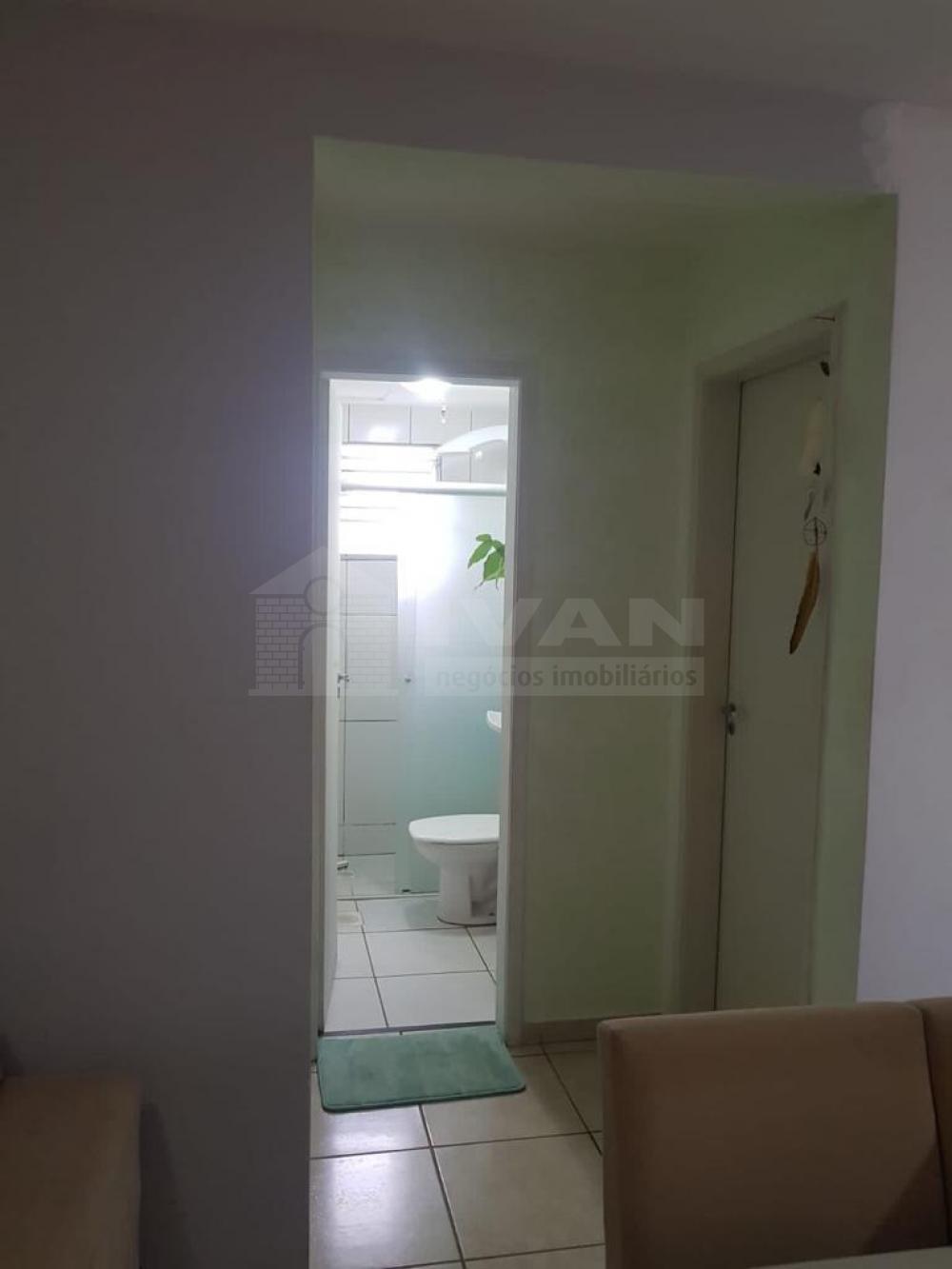 Comprar Apartamento / Padrão em Uberlândia R$ 110.000,00 - Foto 17