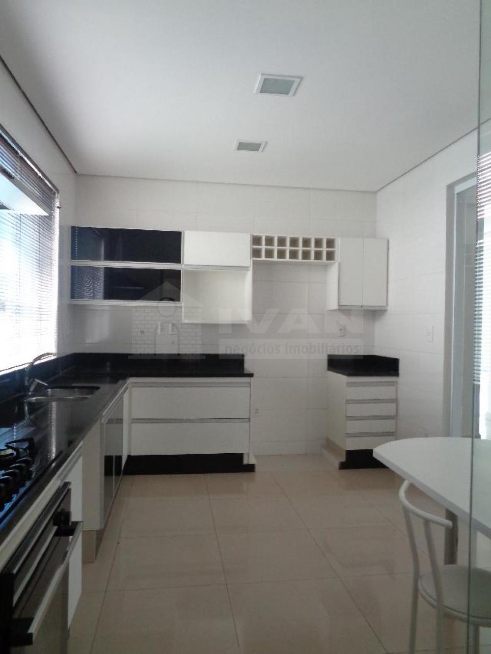Alugar Casa / Condomínio em Uberlandia R$ 7.500,00 - Foto 11