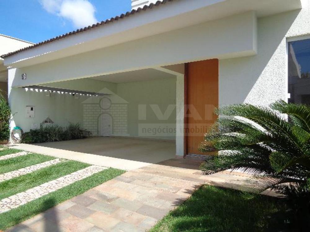 Alugar Casa / Condomínio em Uberlandia R$ 7.500,00 - Foto 2