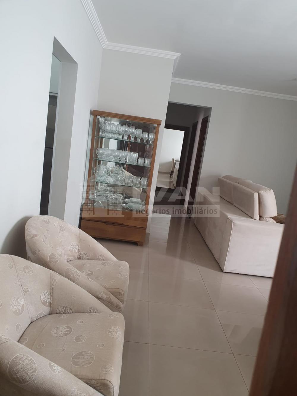 Comprar Apartamento / Padrão em Uberlândia R$ 420.000,00 - Foto 9