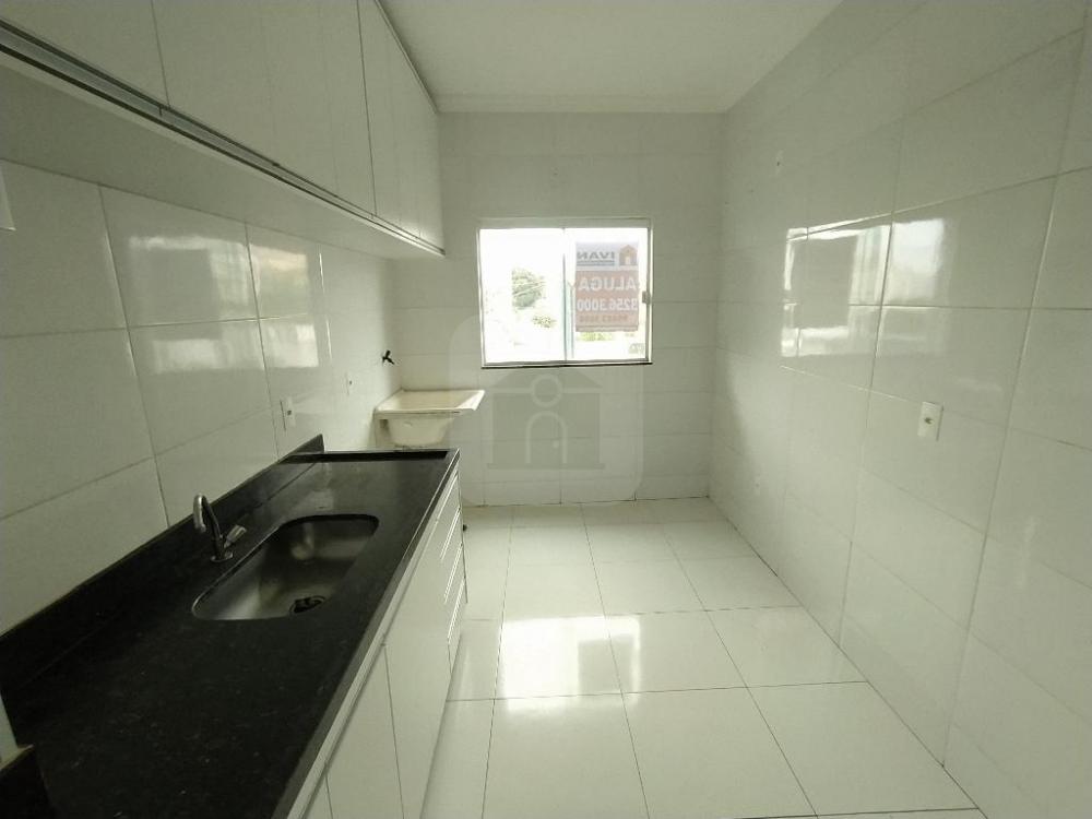 Alugar Apartamento / Padrão em Uberlândia R$ 990,00 - Foto 8