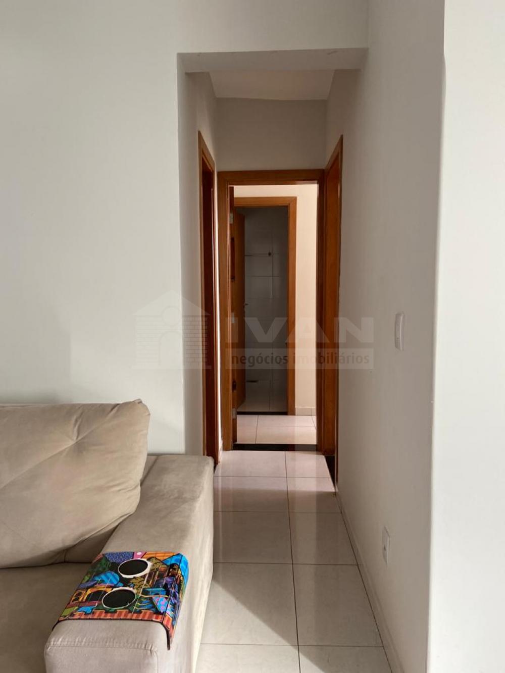 Comprar Apartamento / Padrão em Uberlândia R$ 230.000,00 - Foto 6
