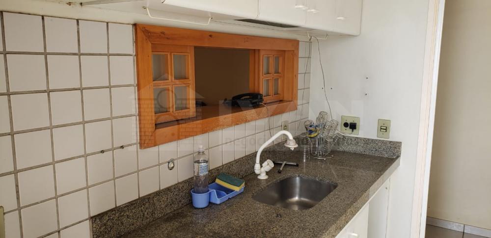 Comprar Apartamento / Padrão em Uberlândia R$ 380.000,00 - Foto 12