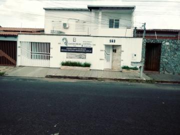 Casa para locação e vendas no bairro Planalto