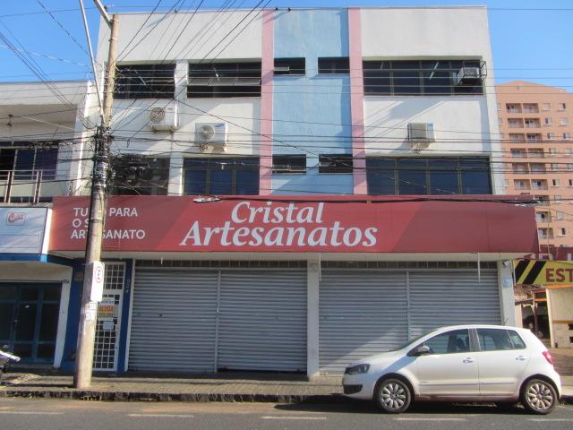 Cômodo comercial para locação no bairro Martins.