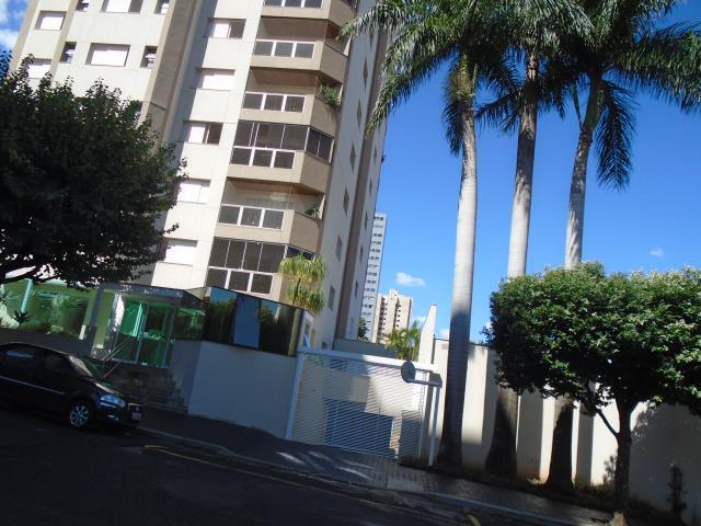 Apartamentos à Venda no Bairro Martins
