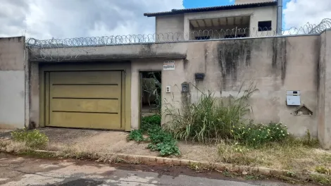 Casa para venda no Bairro Vigilato Pereira.