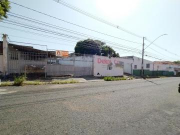 Casa para locação no bairro Laranjeiras