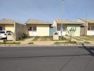 Casa em condomínio fechado para locação bairro Loteamento Residencial Pequis