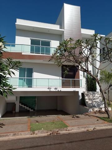 Casa em condomínio fechado para locação bairro Morada da Colina