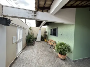 Casa Para Venda no  bairro Granada Em Uberlândia.