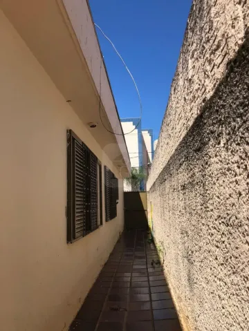 Casa para venda no bairro Brasil.