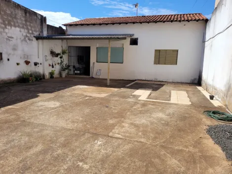 Casa à venda no bairro Canaã.