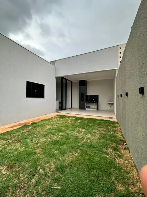 Casa a venda no bairro Portal do Valle.