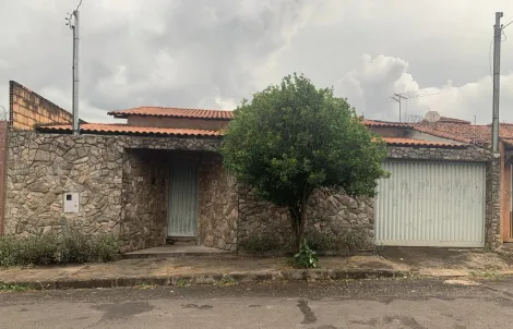 Casa para venda no Bairro Santa Mônica