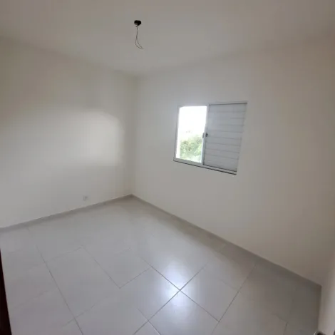 Apartamento à venda no Condomínio Morada do Bosque.