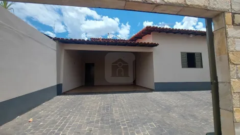 Casa para venda no bairro Santa Mônica.