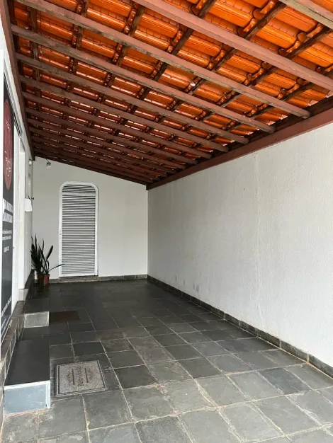 Casa à venda no bairro Brasil em Uberlândia.