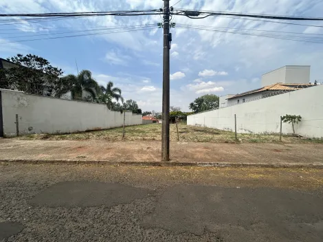 Terreno para venda no bairro Cidade Jardim em Uberlândia.