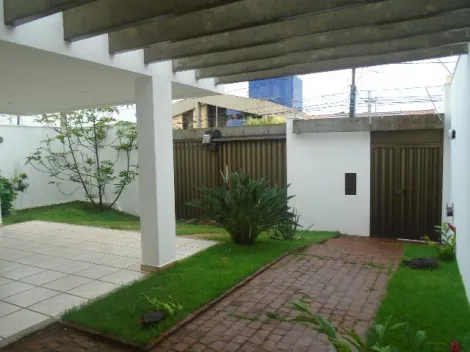 Casa Sobrado comercial à venda no bairro Vigilato Pereira.