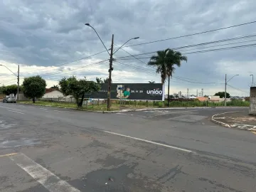 Terreno BTS Avenida Mato Grosso em Araguari