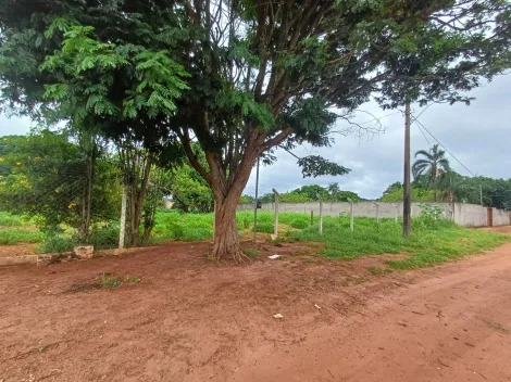 Terreno para venda no bairro Morada dos Pássaros.
