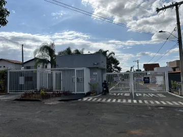 Casa para locação no bairro Minas Gerais
